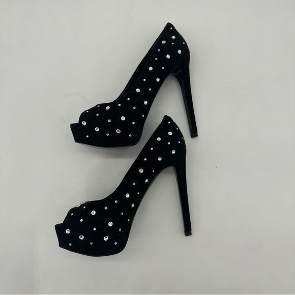 Guess Shoes - NEW Guess Heels